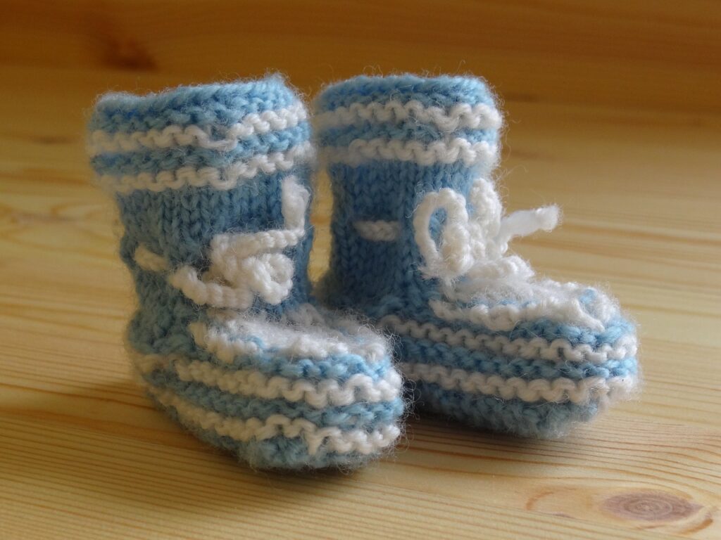 baby socks 258323 1280